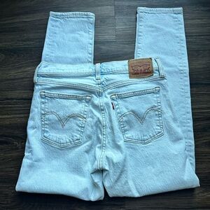 Levi’s Wedgie Skinny, NWOT